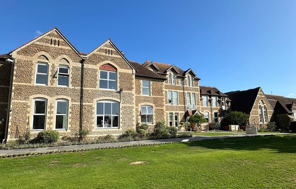 AMRnoQK67e whatsapp image 2025 08 05 at 10 33 55